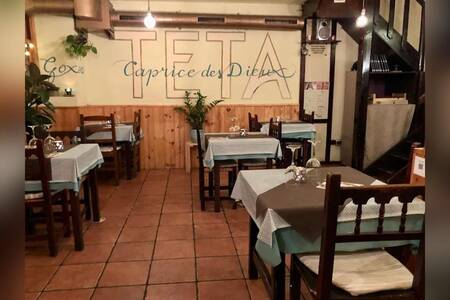 Teta de Monja, Restaurante Barcelona Sants #0