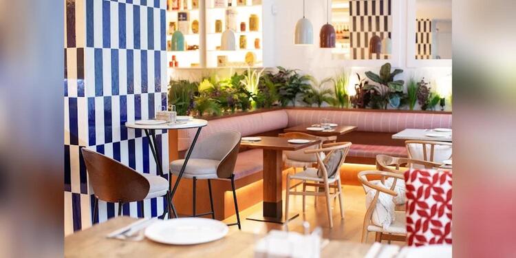 La Bientirada Raimundo, bar