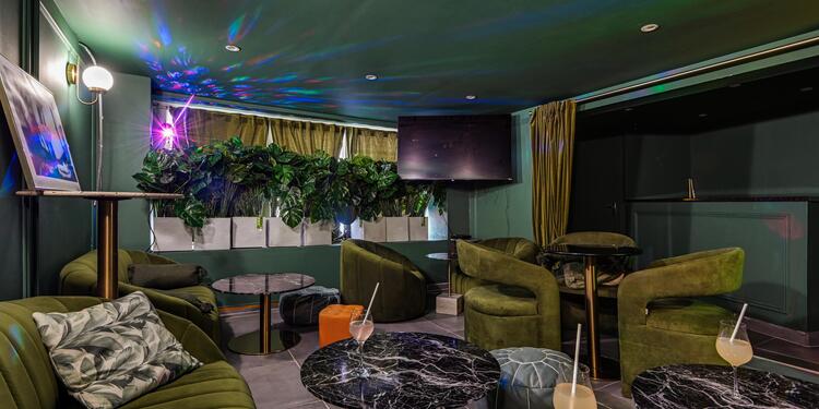 Bar Club Piou Piou, bar