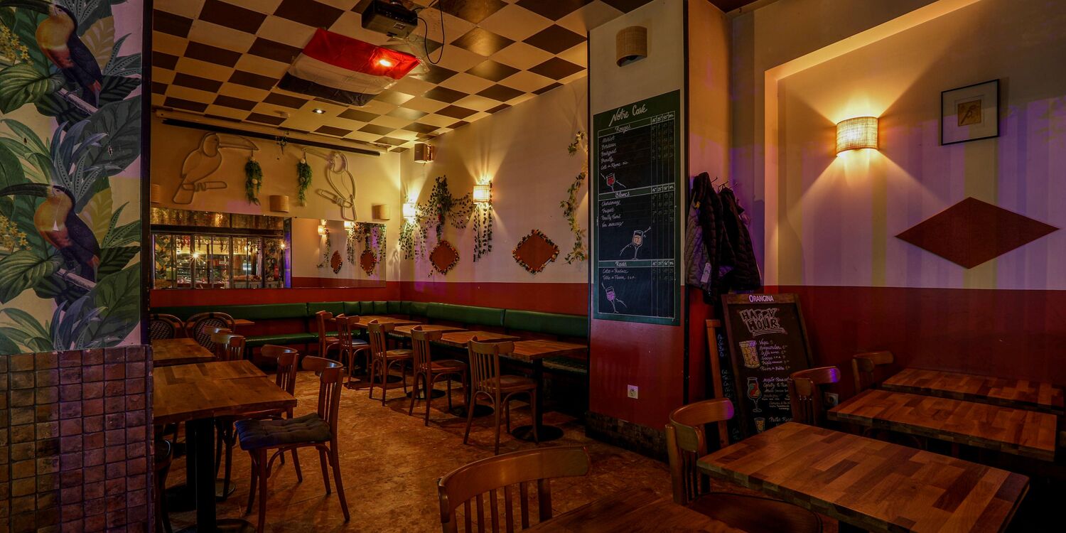 Le Toucan Café, bar