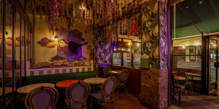 Le Toucan Café, bar
