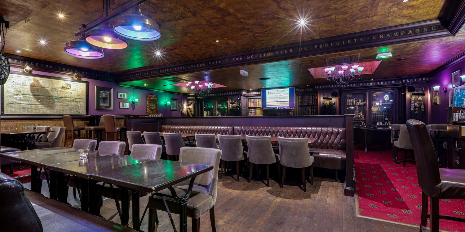 Birdies Café Bar, bar