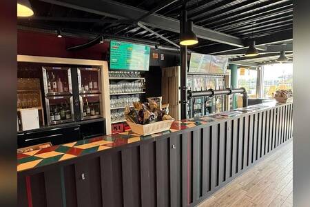 V and B Toulouse Blagnac, Bar Blagnac  #0