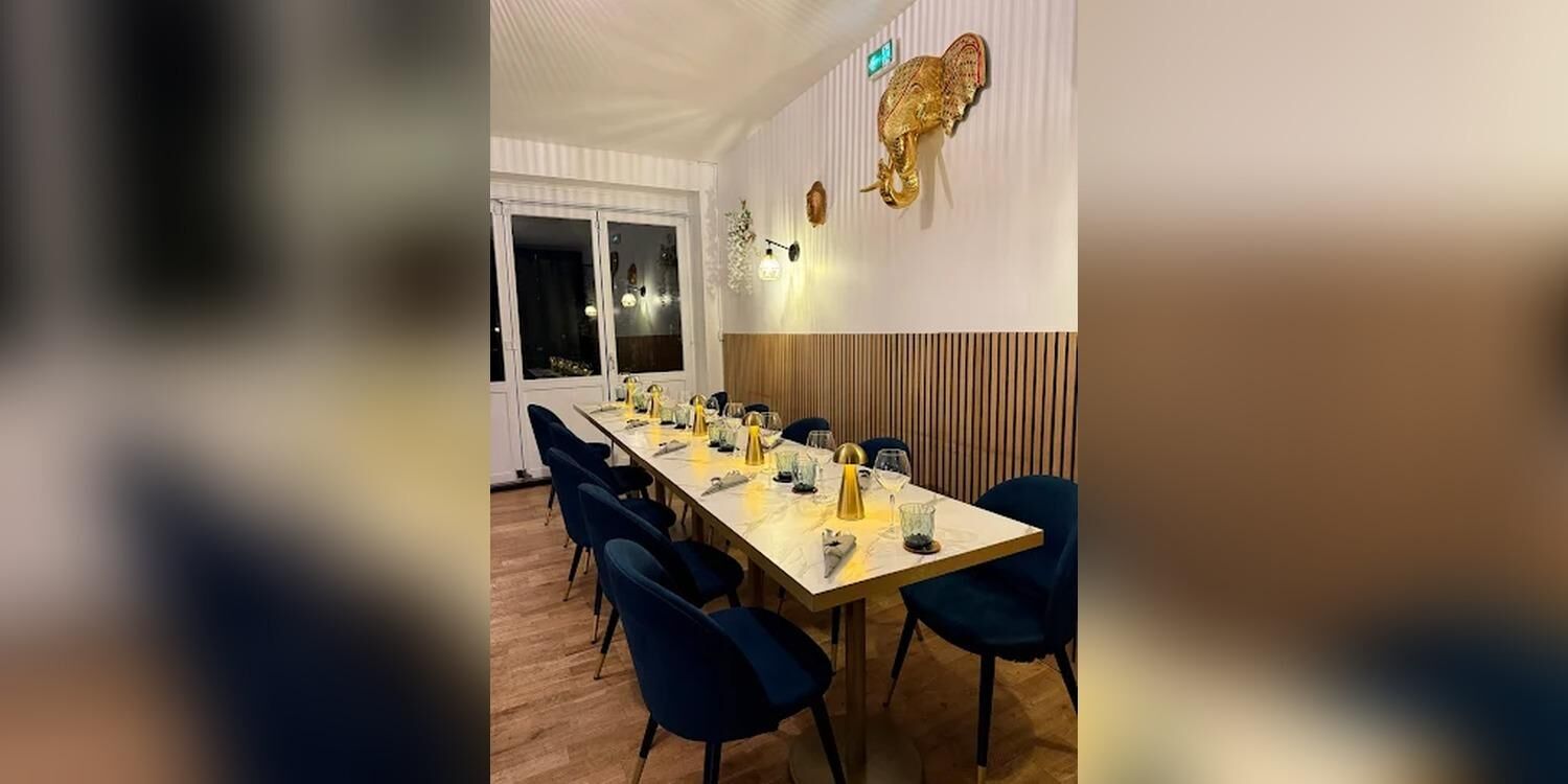 White lotus, restaurant