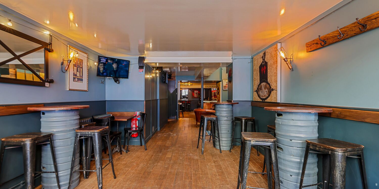 Chez Bichette, bar