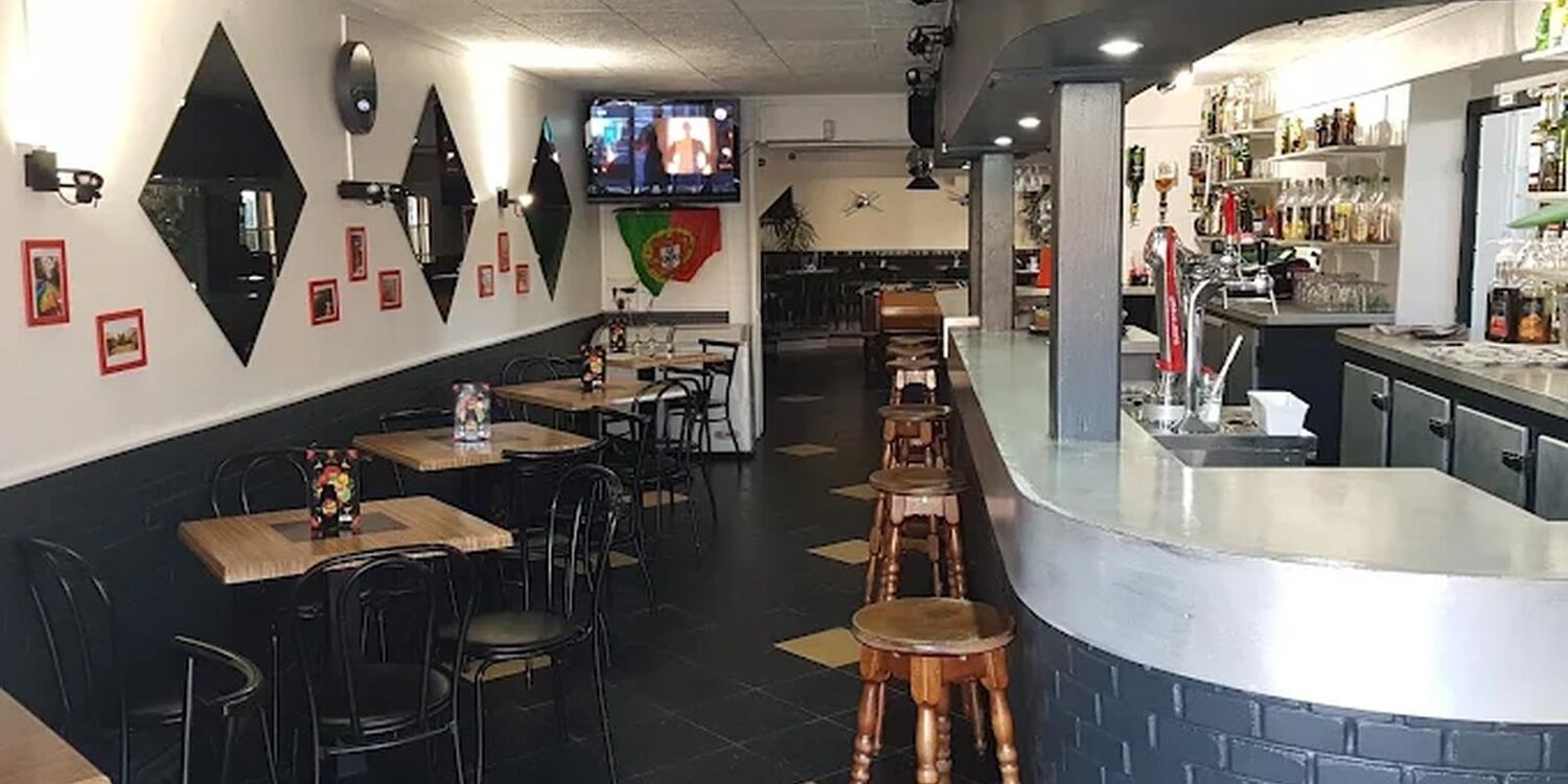 Bar Restaurant ESTORIL, restaurant