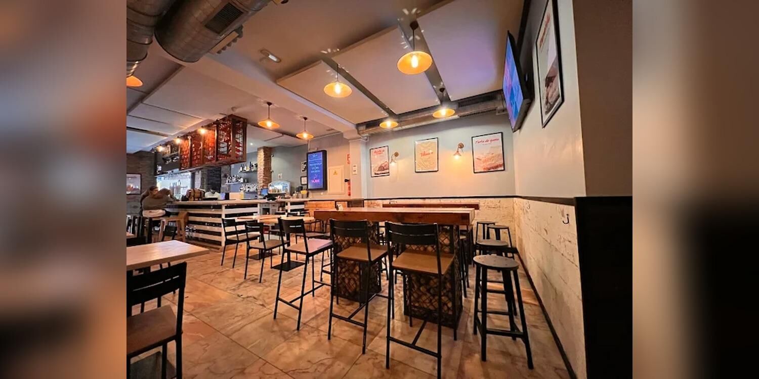 Velarde 13 "Casa de especialidades", bar