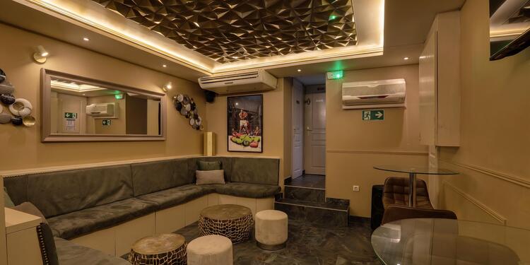 Ava club, bar