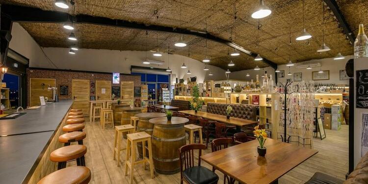 La Part des Anges, bar