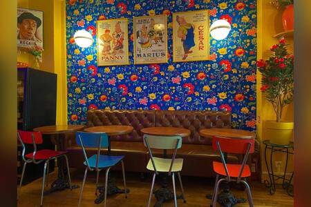 Mademoiselle Raymonde, Restaurant Paris Grandes-Carrières #0