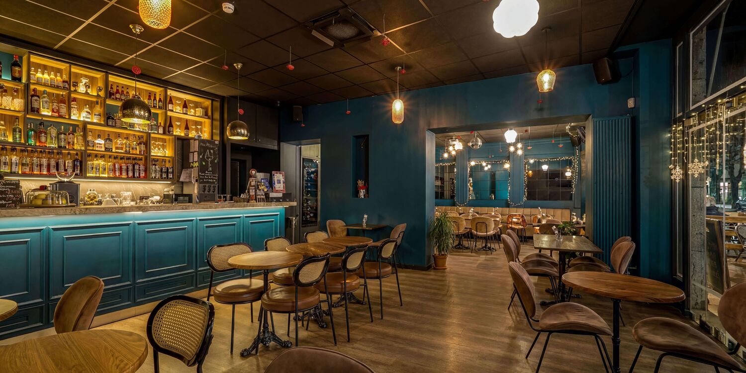 L'improbable bar, bar