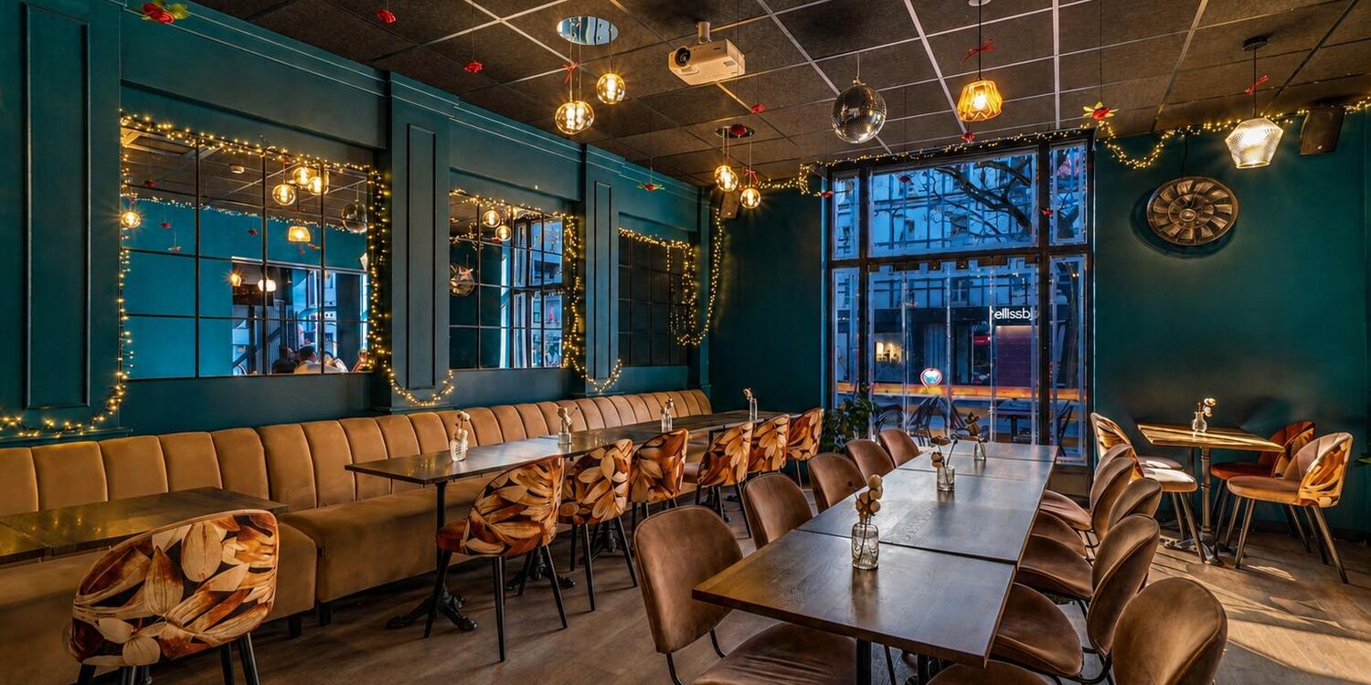 L'improbable bar, bar
