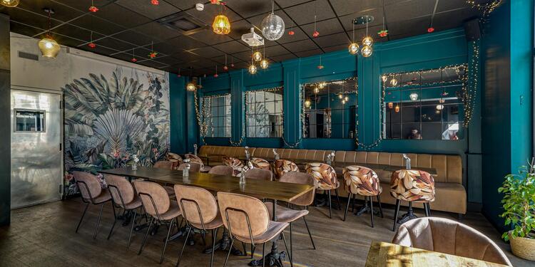 L'improbable bar, bar