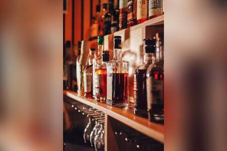 V AND B SAINT HERBLAIN, Bar Saint-Herblain Route de Vannes #0