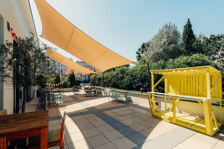 Courtyard Kitchen & Bar, Bar Colombes Colombes #0