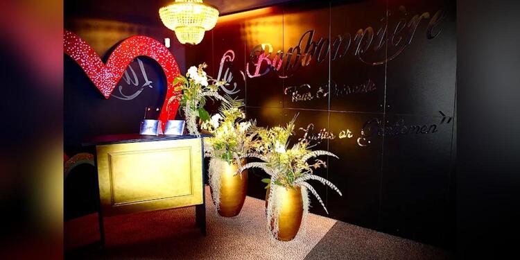 Cabaret La Bonbonnière, bar