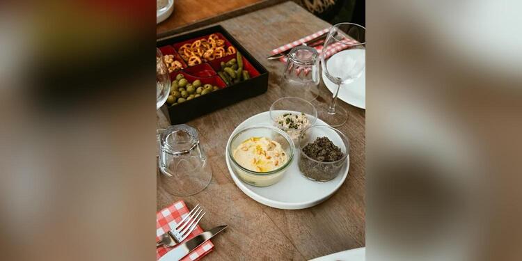 La Guinguette des Bassins (ex: Joya), bar