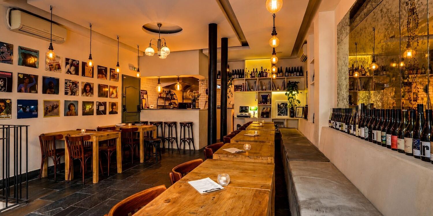 LABESS (Piano perché), bar