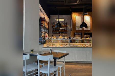 IT - Italian Trattoria Nantes, Restaurant Nantes Graslin #0