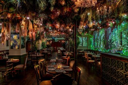 Jungle Palace by Ephemera, Restaurant Paris Strasbourg-Saint-Denis #0