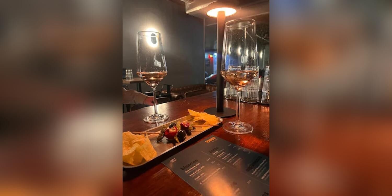 Nautilus Wine Bar, bar