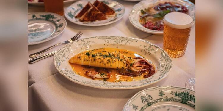 Bar vint-i-quatre, bar