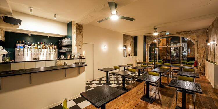 GOOMBAH - Privatisation, rental_room