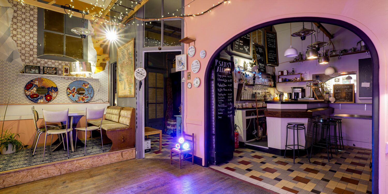 La Pie Joyeuse, bar