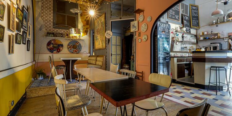 La Pie Joyeuse, bar