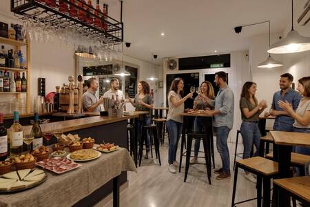 La Bikini - Vermuteria, Bar Barcelona Sants-Montjuïc #0