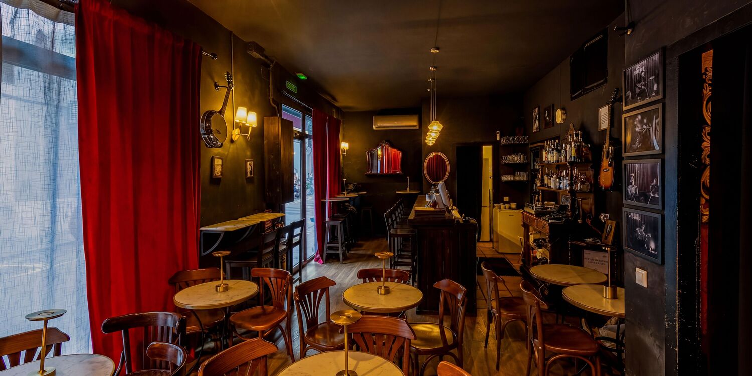 Casa Astor, bar