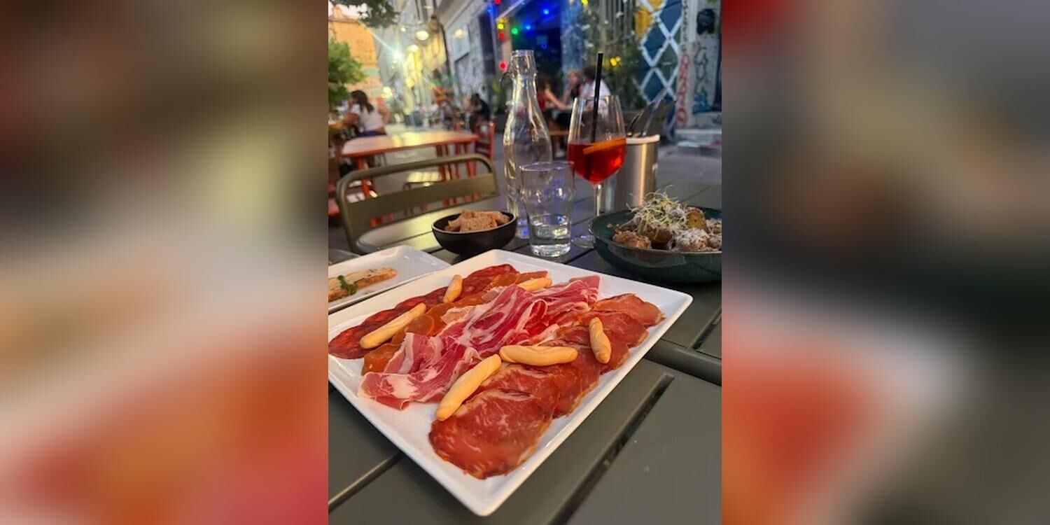 La Movida, restaurant