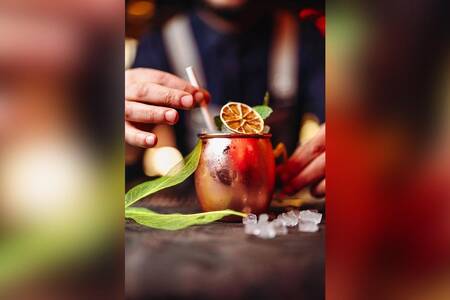 Mila, Bar Paris Saint-Victor #0