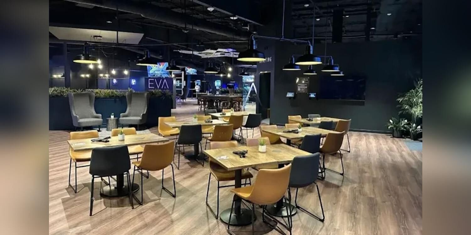 EVA, bar