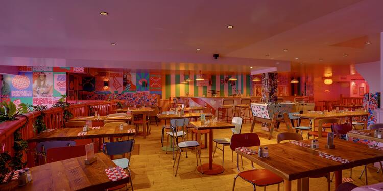 BRIQUE MACHINE - privatisation festive, rental_room