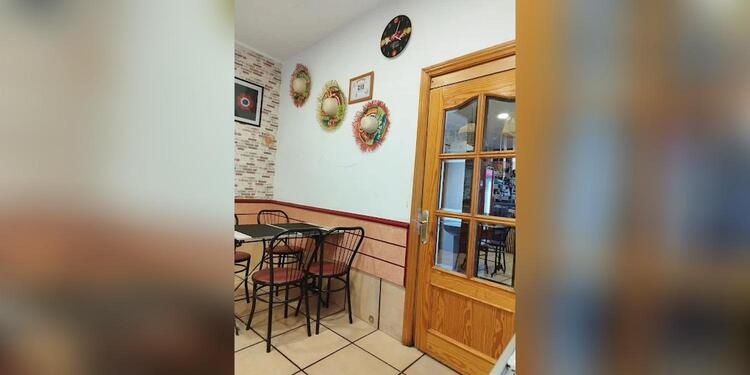 Loren Restrobar, restaurant