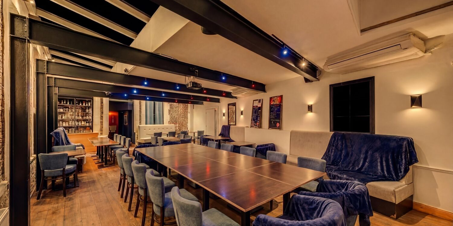 Le Tatoué, bar