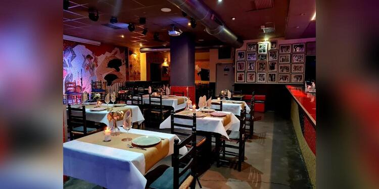 TABLAO FLAMENCO VALENCIA EL TORO Y LA LUNA, restaurant