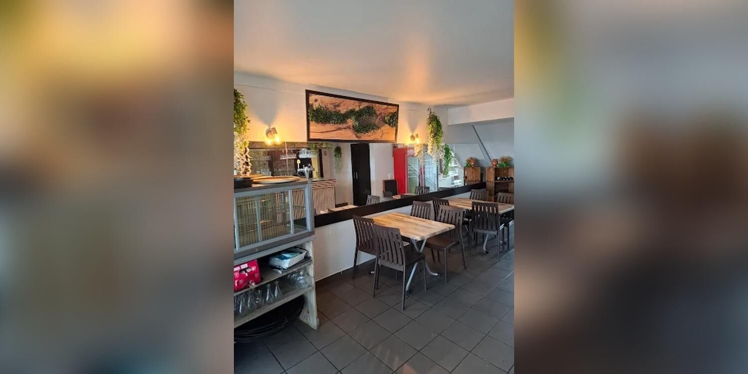 OPEN K- FE, restaurant