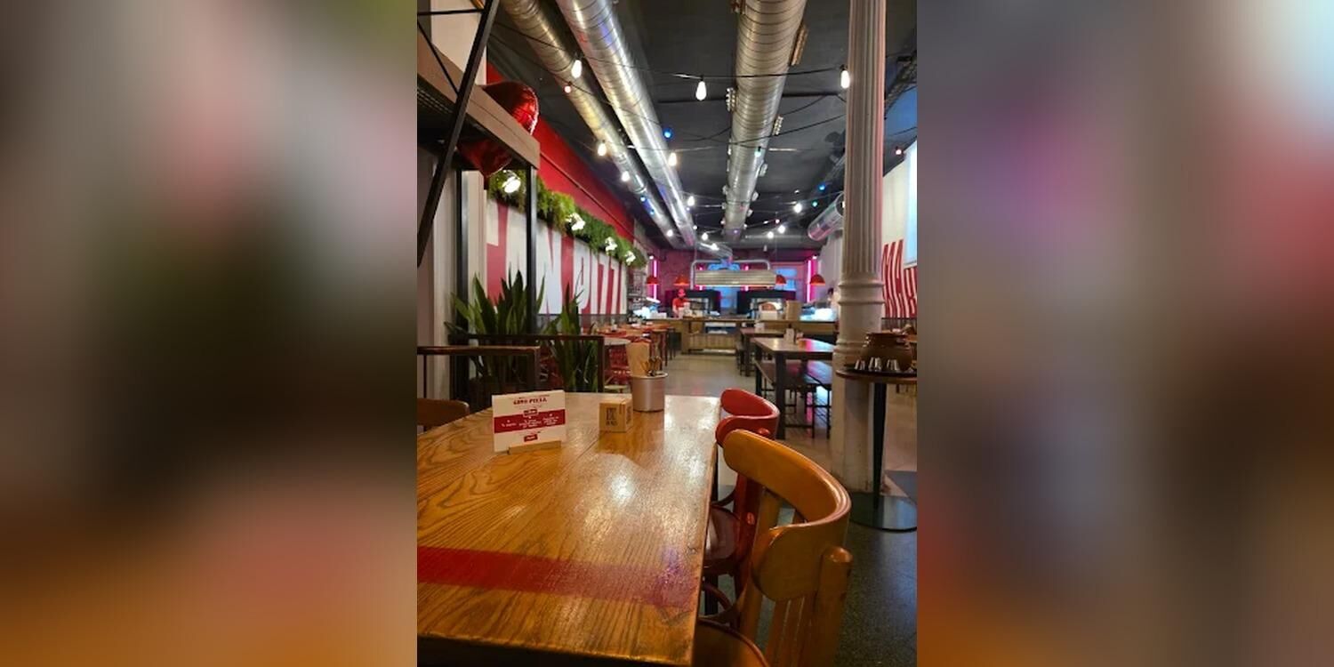 Can Pizza Universitat, restaurant