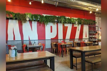 Can Pizza Universitat, Restaurante Barcelona Eixample #0