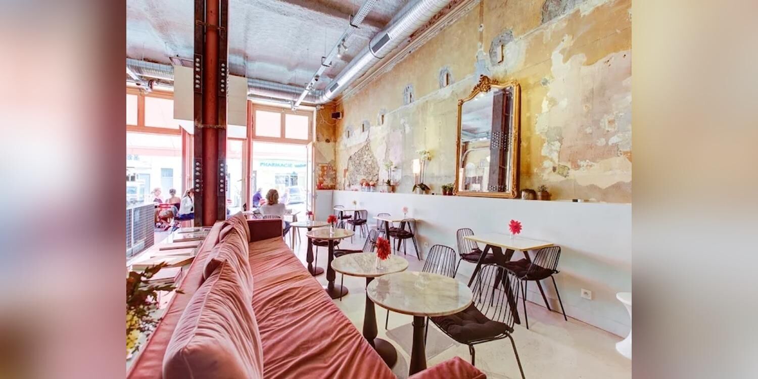 Carlotta With, restaurant