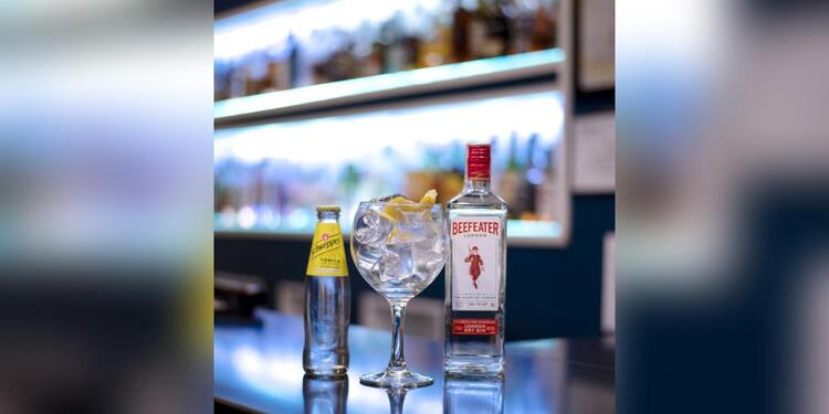 Karaoke Kapikas, bar