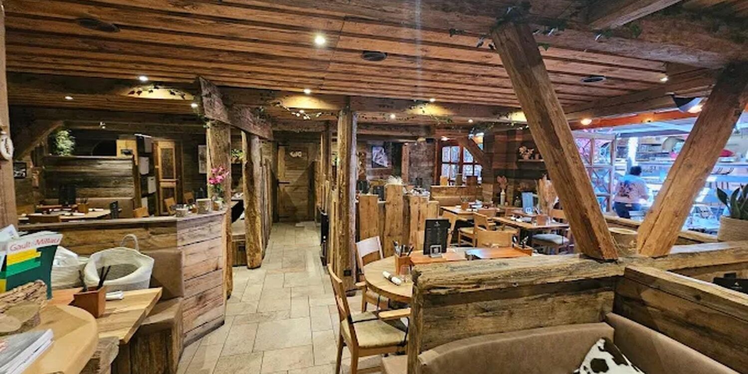 La Cour 24, restaurant