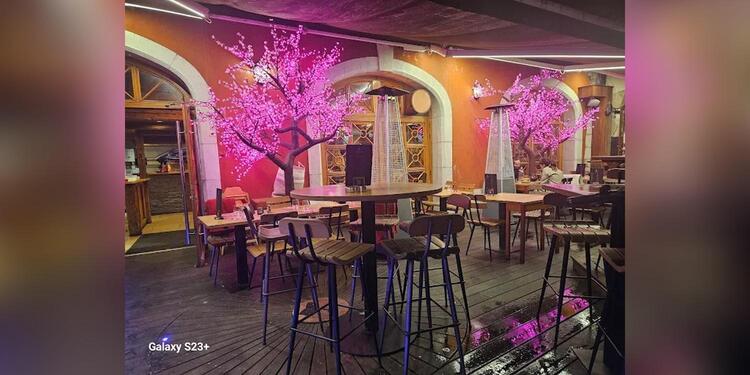 La Cour 24, restaurant