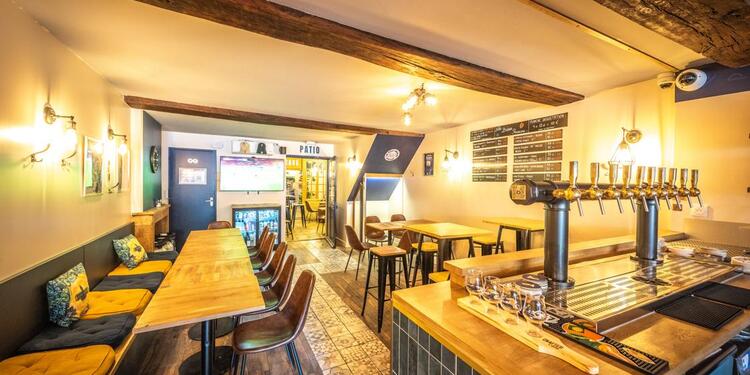 Le Triton à Casquette, bar