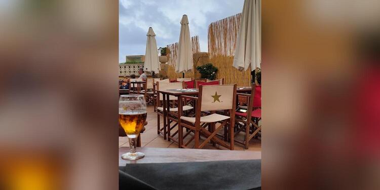 Tapia Restaurant, restaurant