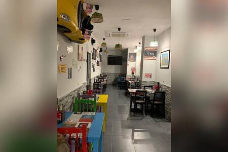 Gust Pollos & Tacos, Restaurante Barcelona Poblenou #0