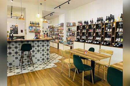 LES BEAUX JOUEURS - Boutique & Bar - Vins Naturels, Fromages, Jeux de société, Bar Nice Vernier #0