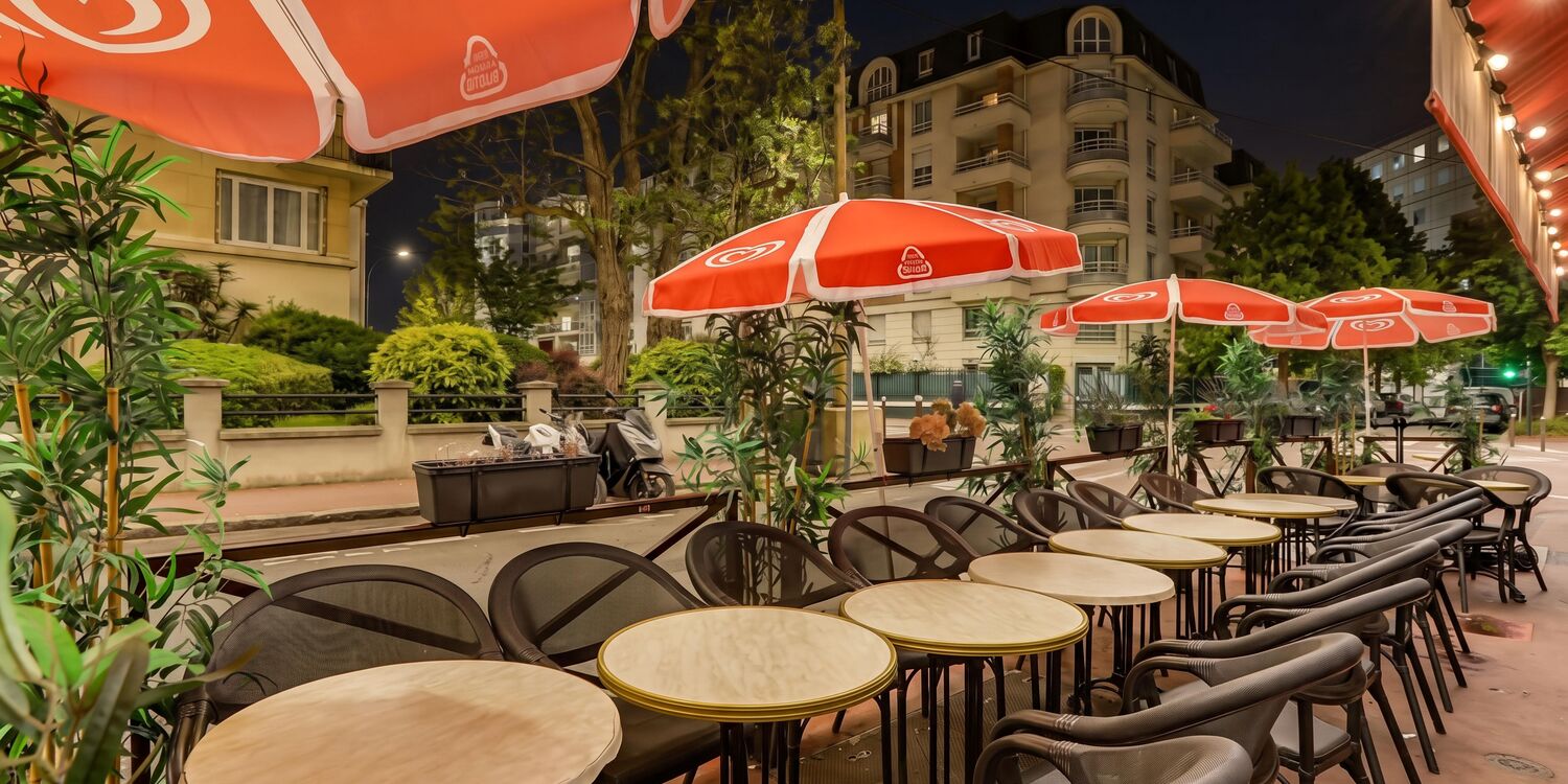 Brasserie du Trône, bar